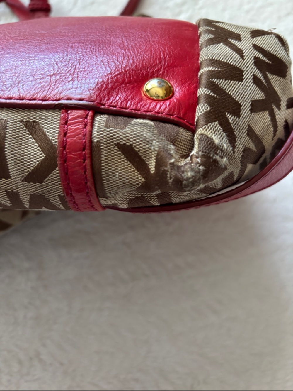 Michael Kors Red Trim Signature MK Shoulder Bag With Handles - Picture 5 of 15